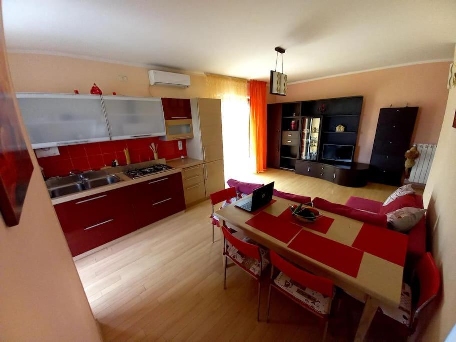 Casa Vacanze Mare Di Paestum Apartment ภายนอก รูปภาพ