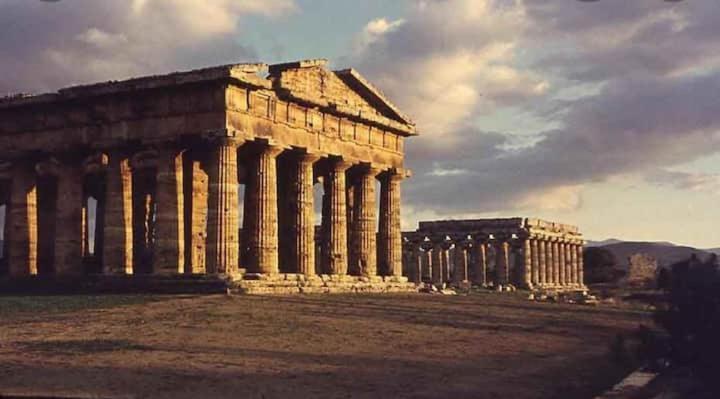 Casa Vacanze Mare Di Paestum Apartment ภายนอก รูปภาพ