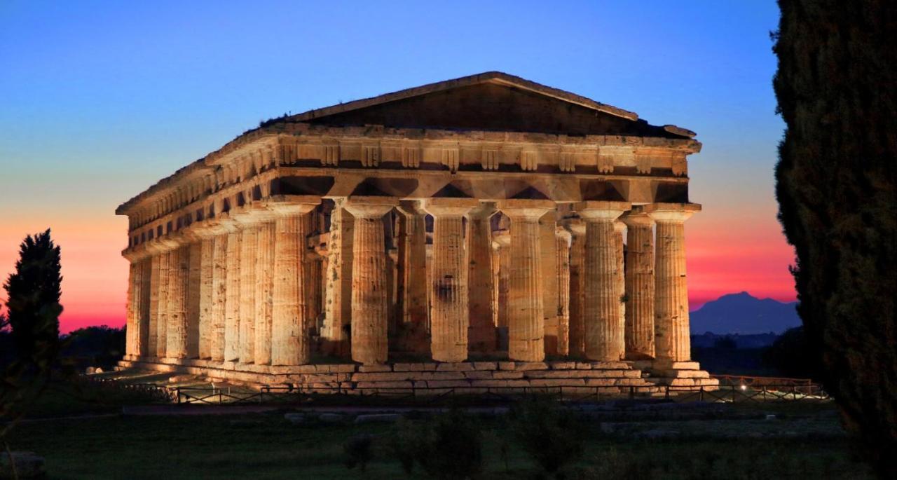 Casa Vacanze Mare Di Paestum Apartment ภายนอก รูปภาพ