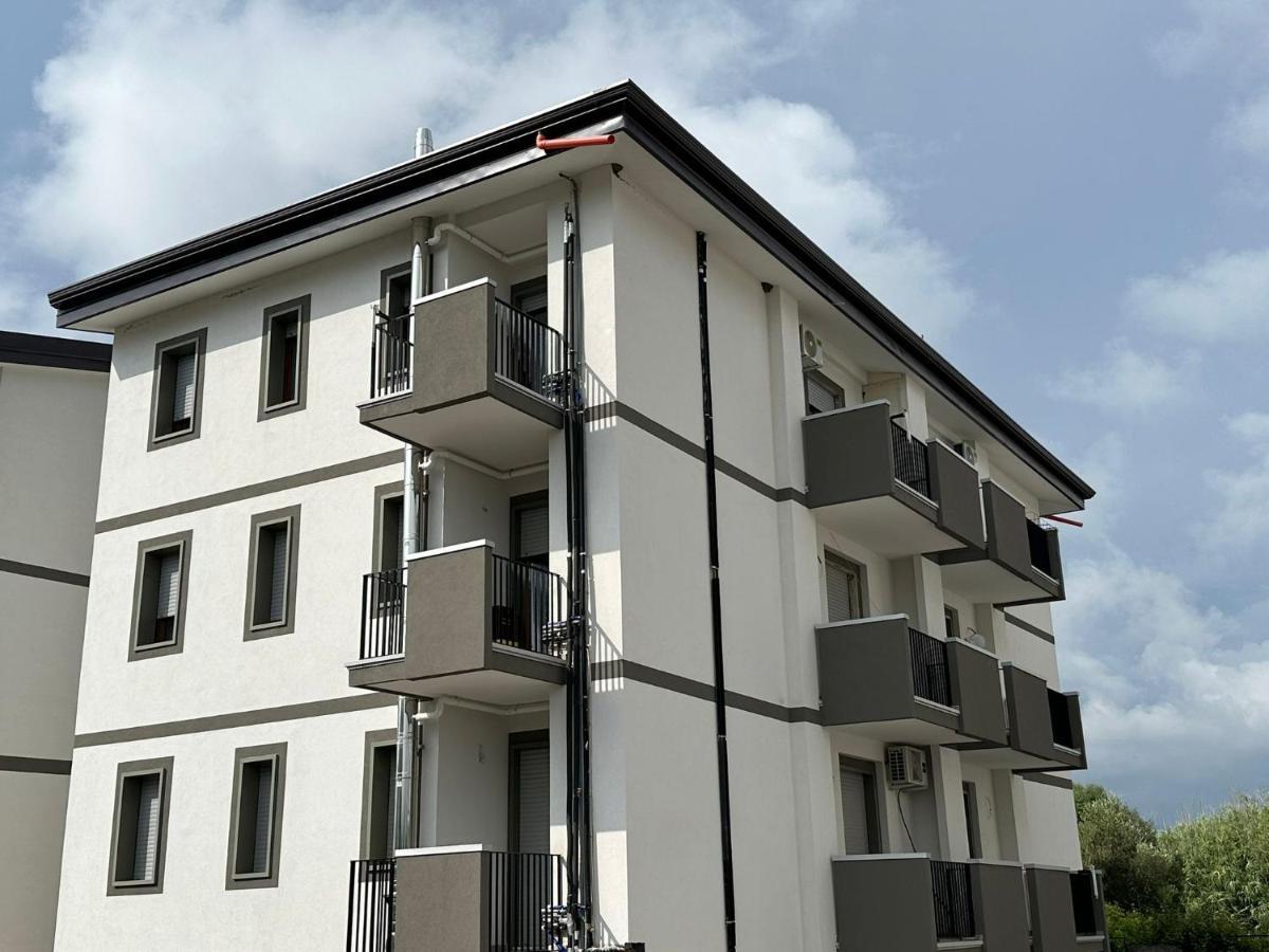 Casa Vacanze Mare Di Paestum Apartment ภายนอก รูปภาพ