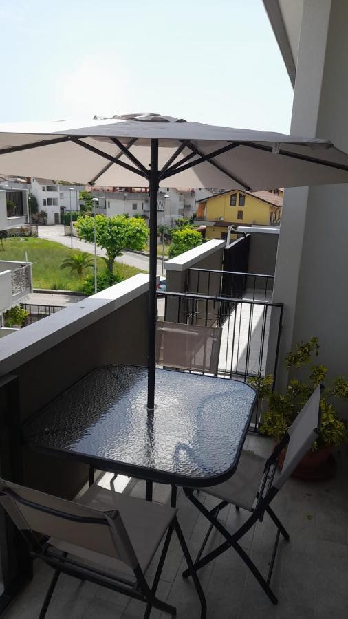 Casa Vacanze Mare Di Paestum Apartment ภายนอก รูปภาพ